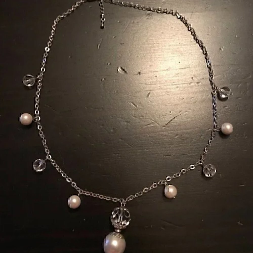 Bundled Lot of Fashion Jewelry Necklaces (11)
